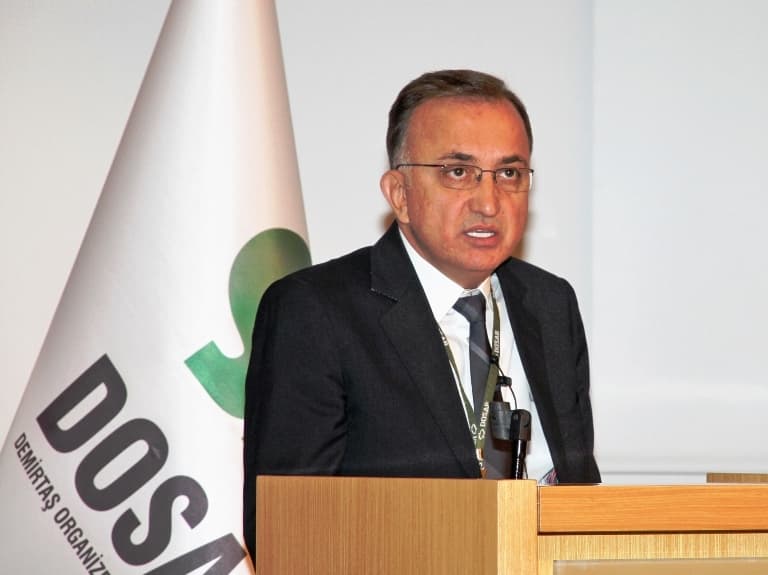 Ferudun_Kahraman_Konusma