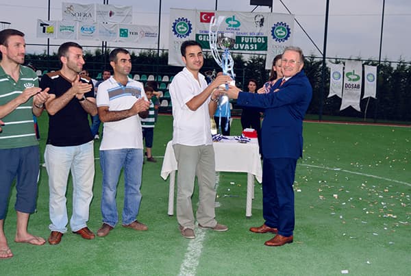 Ucuncu olan GHS Tekstil  odulunu  Fahrettin Gulener verdi