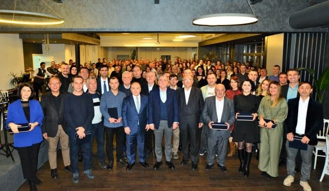 DOSAB Geleneksel Yıl Sonu Gecesi Yapıldı