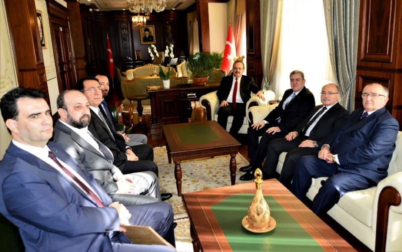 DOSAB Yönetimi Vali Canbolat`ı Ziyaret Etti