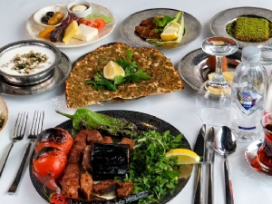 karisik kebap menu ekstra