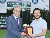 Adnan Kar sponsor  Yunus Olgac  plaket